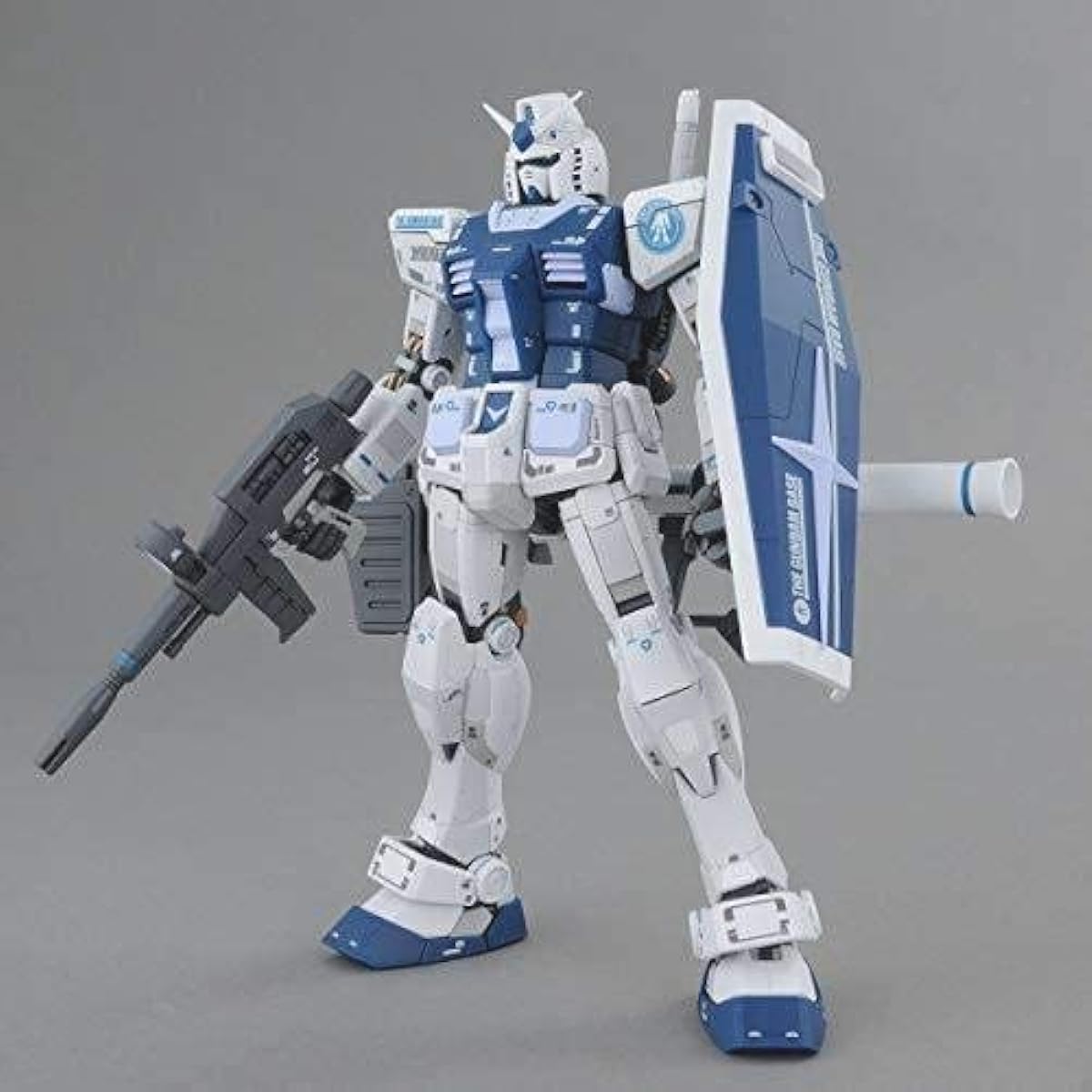 BANDAI SPIRITS BANDAI MG 1/100 Gundam Base Limited RX-78-2 Gundam Ver.3.0 [Gundam Base Color] Mobile Suit Gundam