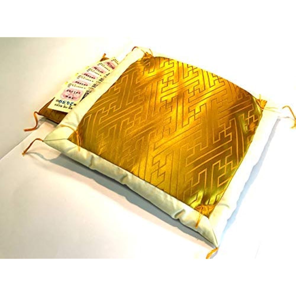 Increase your money luck! With premium tatami base and golden light shining wallet futon, you will get the chance to earn the strongest money fortune with the power of money fortune in 2023!