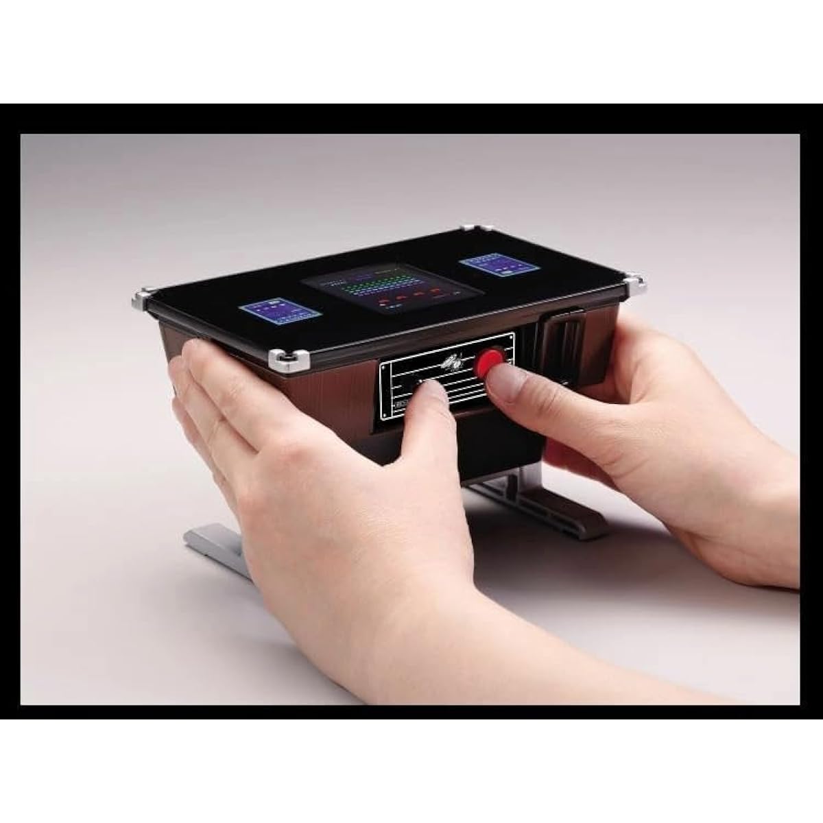 Takara Tomy Arts Space Invaders Table Cabinet Type Playable Piggy Bank Approximately 1/6 the size of a miniature piggy bank that can actually be played by inserting a 100 yen coin