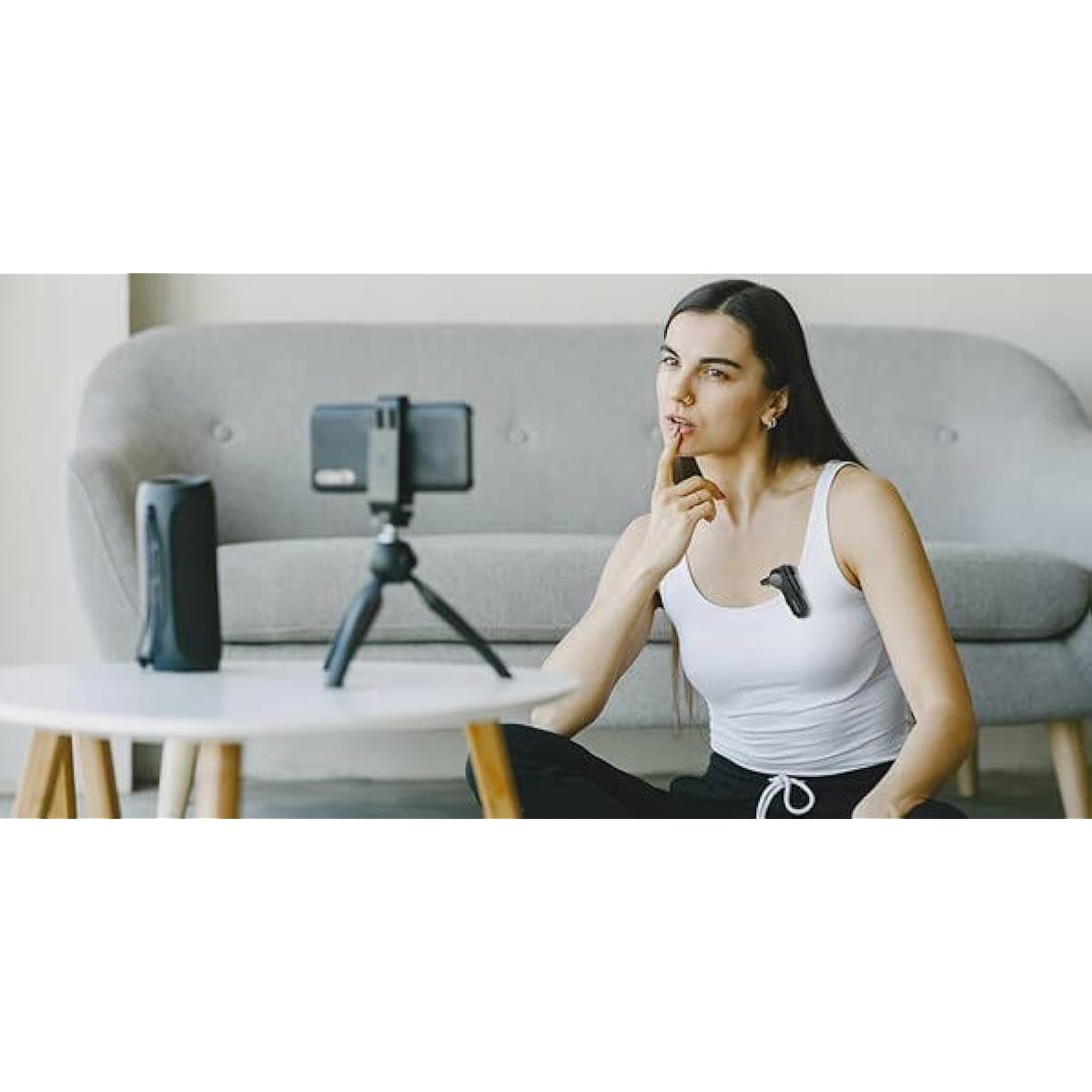 Saramonic BTW 2.4GHz Wireless Lavalier Microphone for Smartphones