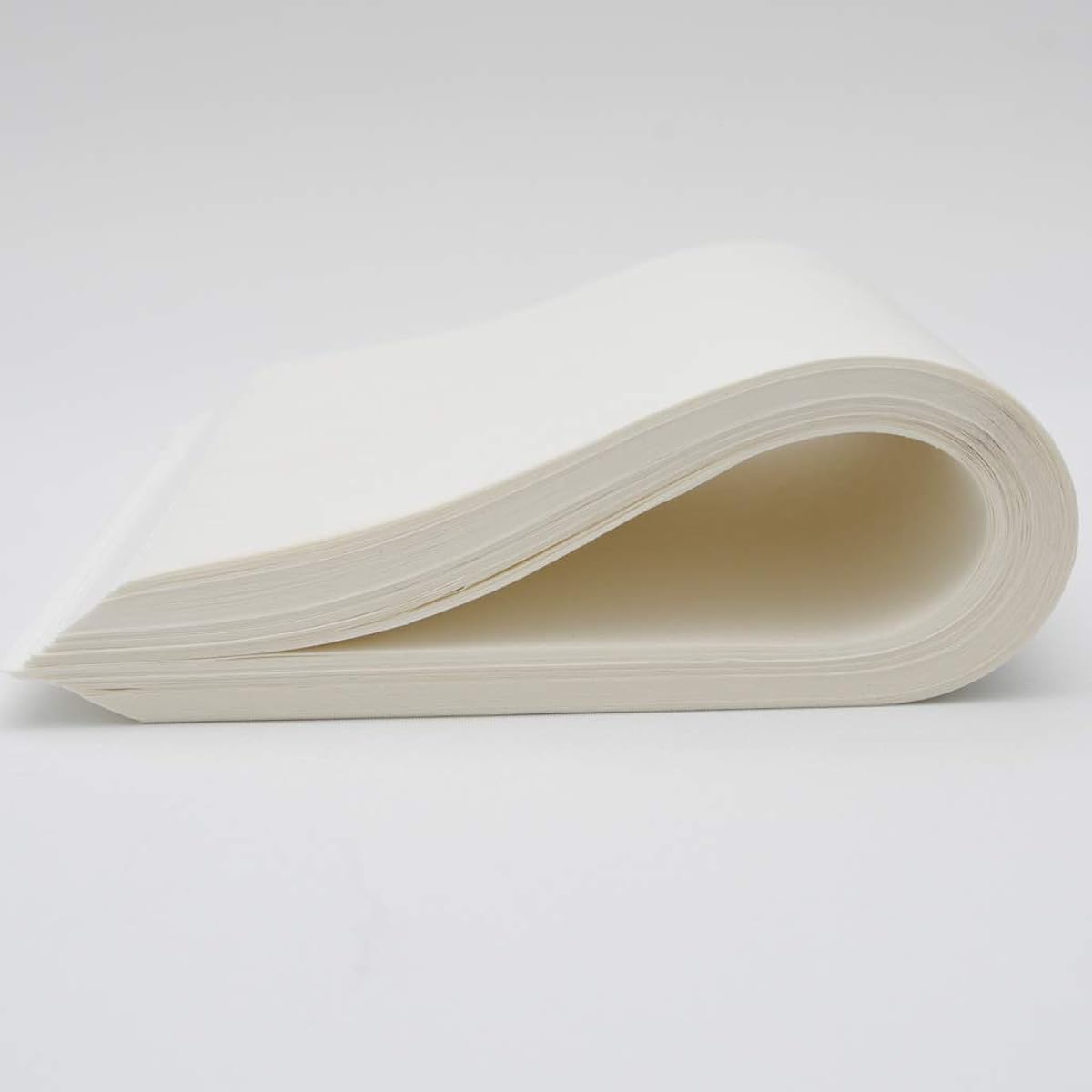 1,000 Sheets Sakura Japanese Calligraphy Writing Paper 13 x 9.5 Inch Smooth Drawing, Not Smudge-Resistant, Regular Thickness