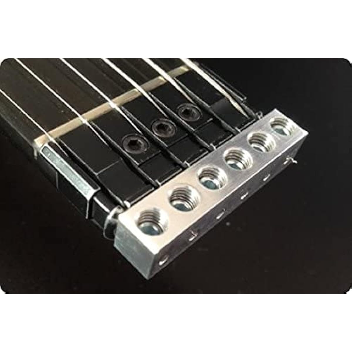HEADLESS STEINBERGER 6-STRING ADAPTERS COLOR:Aluminum/Steinberger Parts/String Adapters