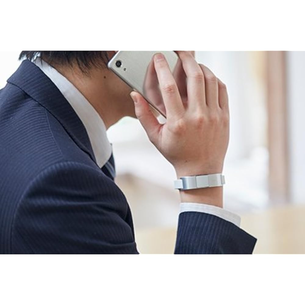 Wristband-type activity meter Docomo Healthcare Move Band 3 WMB-03 (Black)