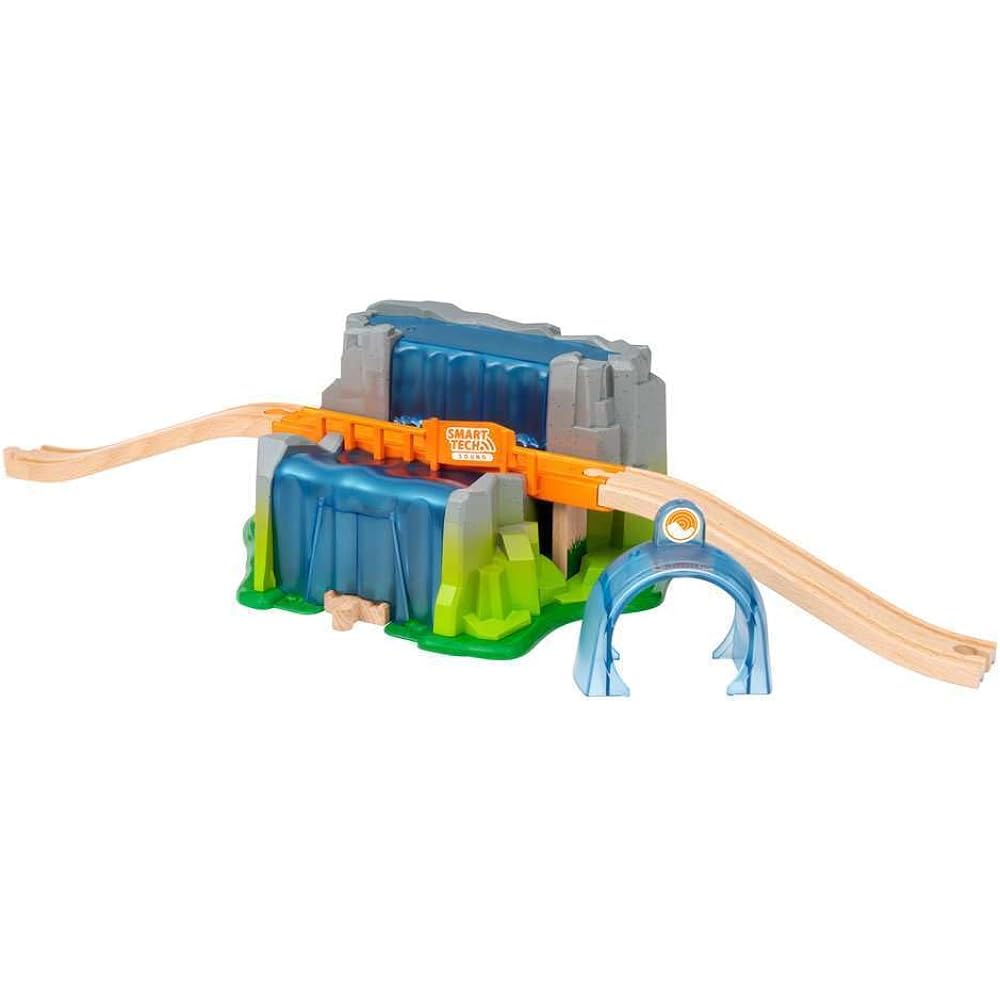 BRIO WORLD Smart Tech Sound Waterfall Tunnel 33978