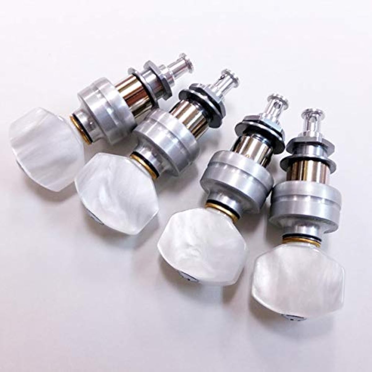 Gotoh Ukulele Tuners GOTOH UPTL UB7 CW Chrome [Pearl-like Buttons/C/L] [Includes Ebi Original Pick]