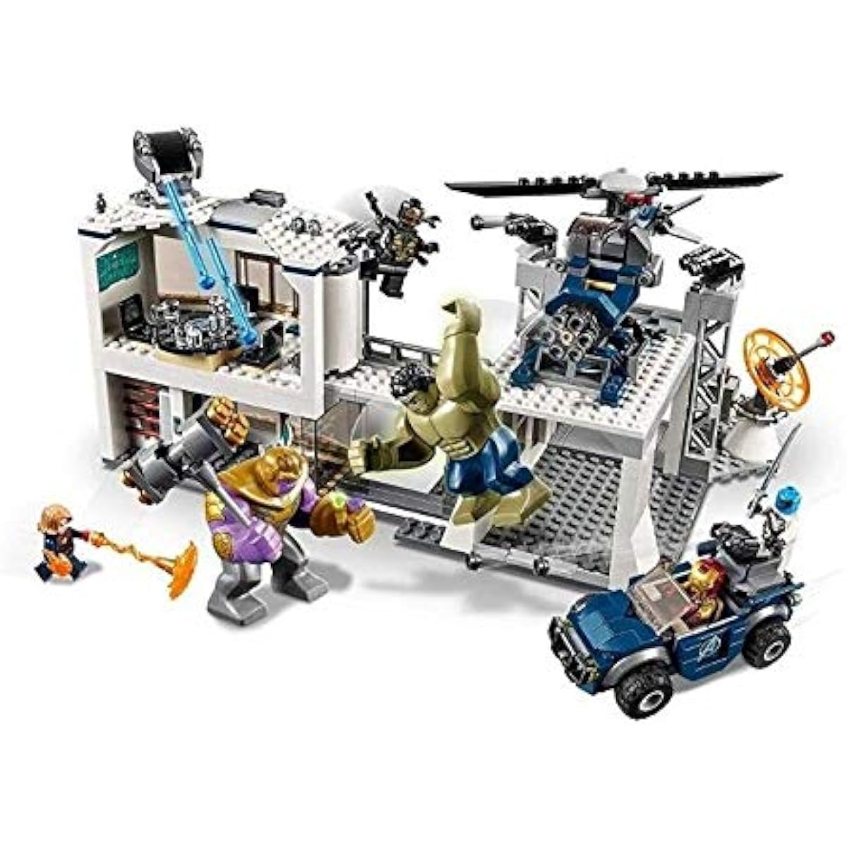 LEGO Iron Man Compound Battle Building Set Marvel Avengers 699 Pieces LEGO 76131