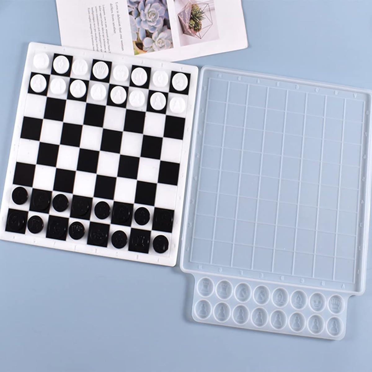 Chess piece (chess board type)