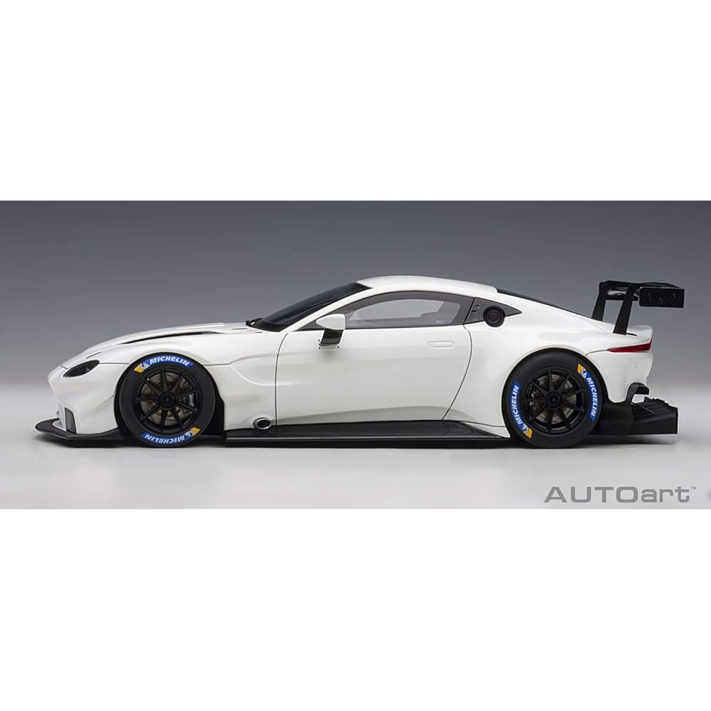 AUTOart 1/18 Aston Martin Vantage GTE 2018 White Finished Product 81806