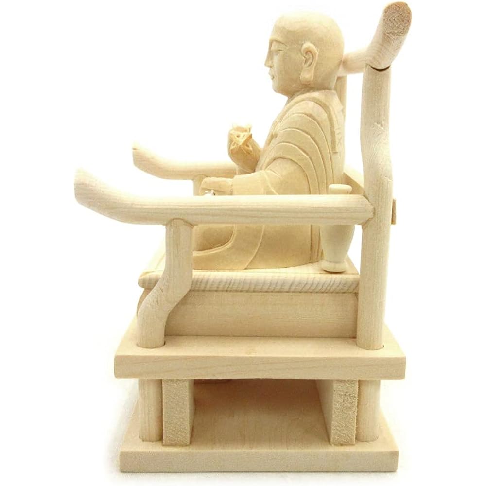 Kurita Specialty Buddha Statue [High Priest] Kobo Daishi Seated Statue 1.8 inches (total height 11cm, total width 9cm, depth 6.5cm) High quality Japanese cypress wood carving 15295