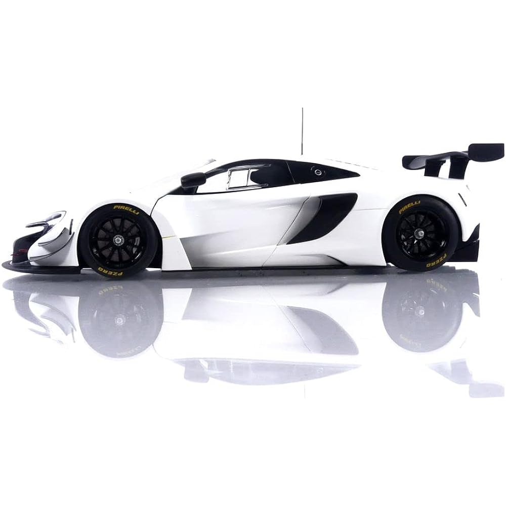AUTOart 1/18 McLaren 650S GT3 White Finished Product