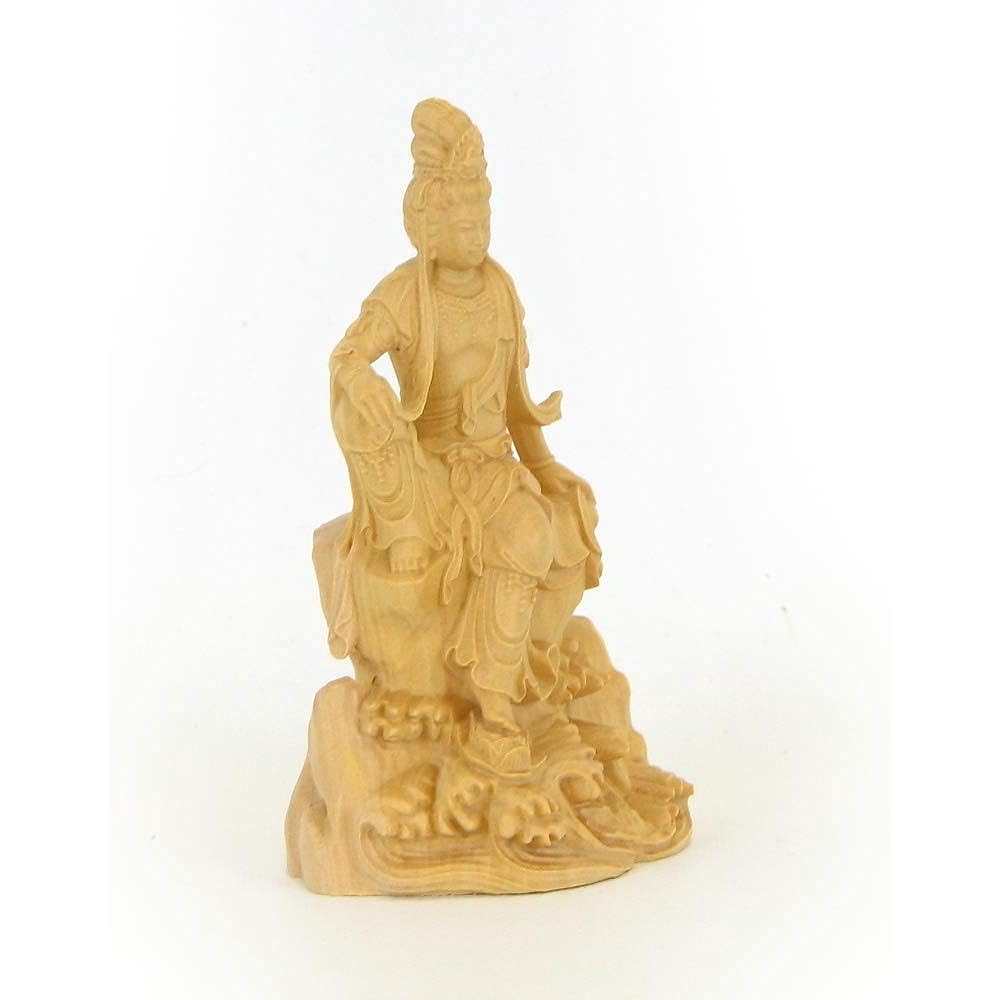 Kurita Special Buddha Statue [Bodhisattva] Mini St. Kannon Free Statue (Total Height 9cm, Width 5cm, Depth 3.5cm) Luxury carving made of water boxwood Namiue Rock Base 8236