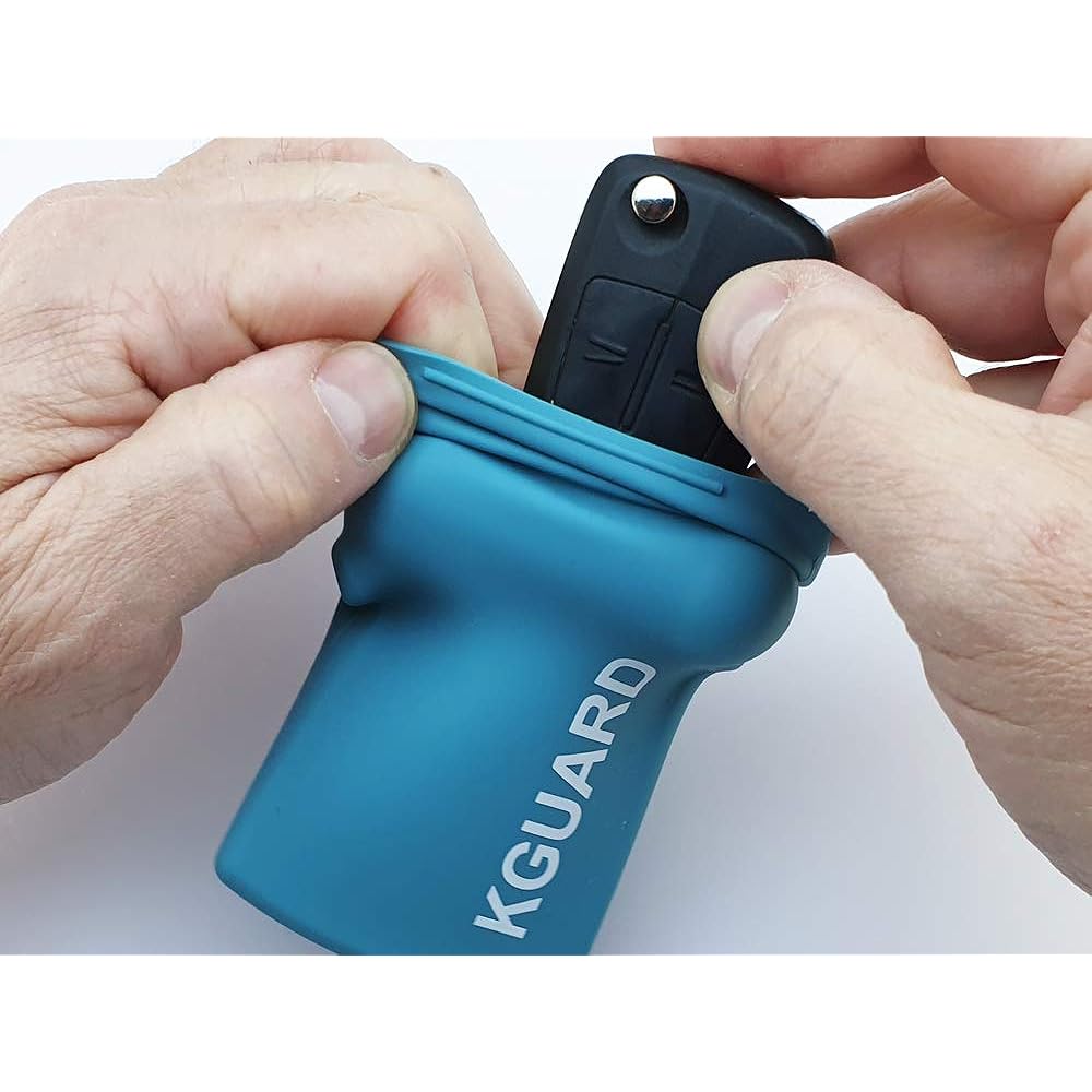 KGUARD Waterproof IPX8 Bag for Water Sports (Surfing Paddle Surfing Windsurfing Bodyboarding Kitesurfing) Ideal for storing smart keys