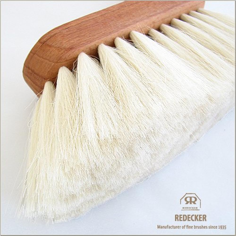 Redecker hand brush (goat hair)