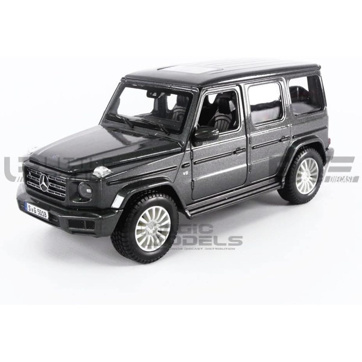 Maisto Miniature Collection Car Gray 31531S
