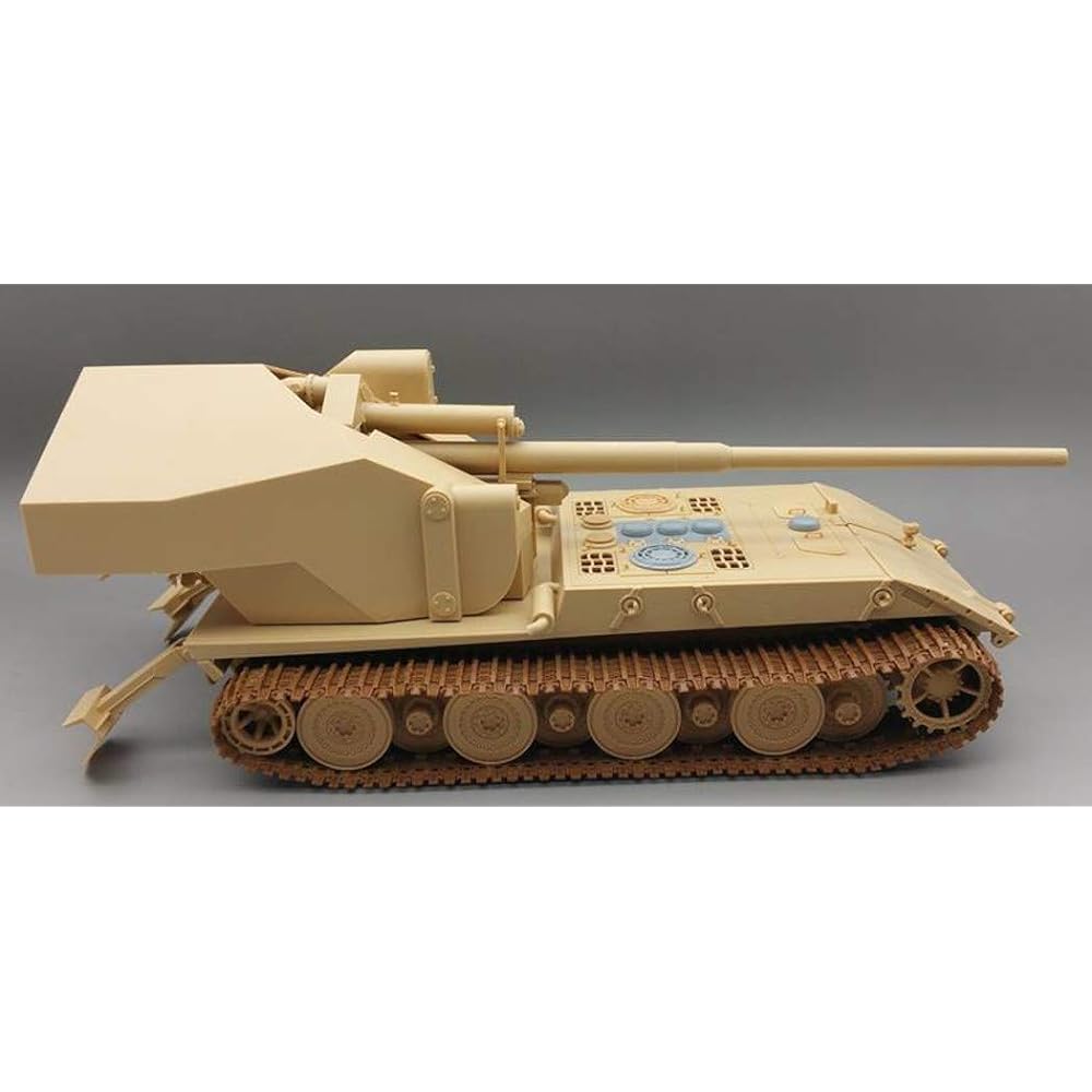Amusing Hobby 1/35 German Army Waffentrega AUF E-100 Plastic Model AMH35A026