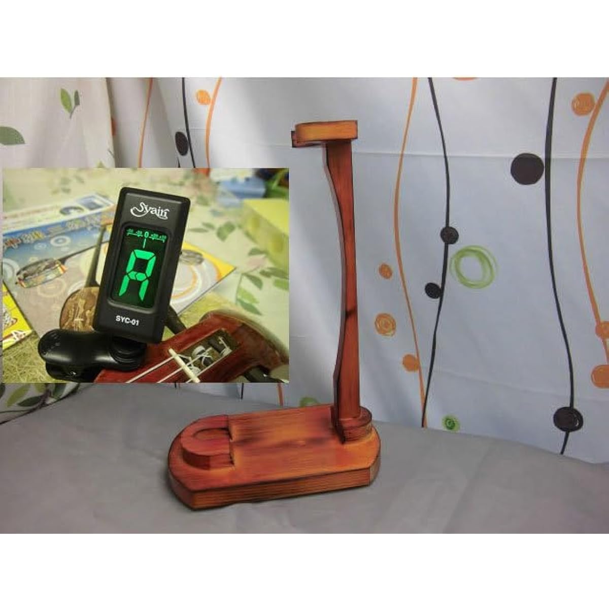 Okinawan sanshin wooden stand and easy tuning tuner set