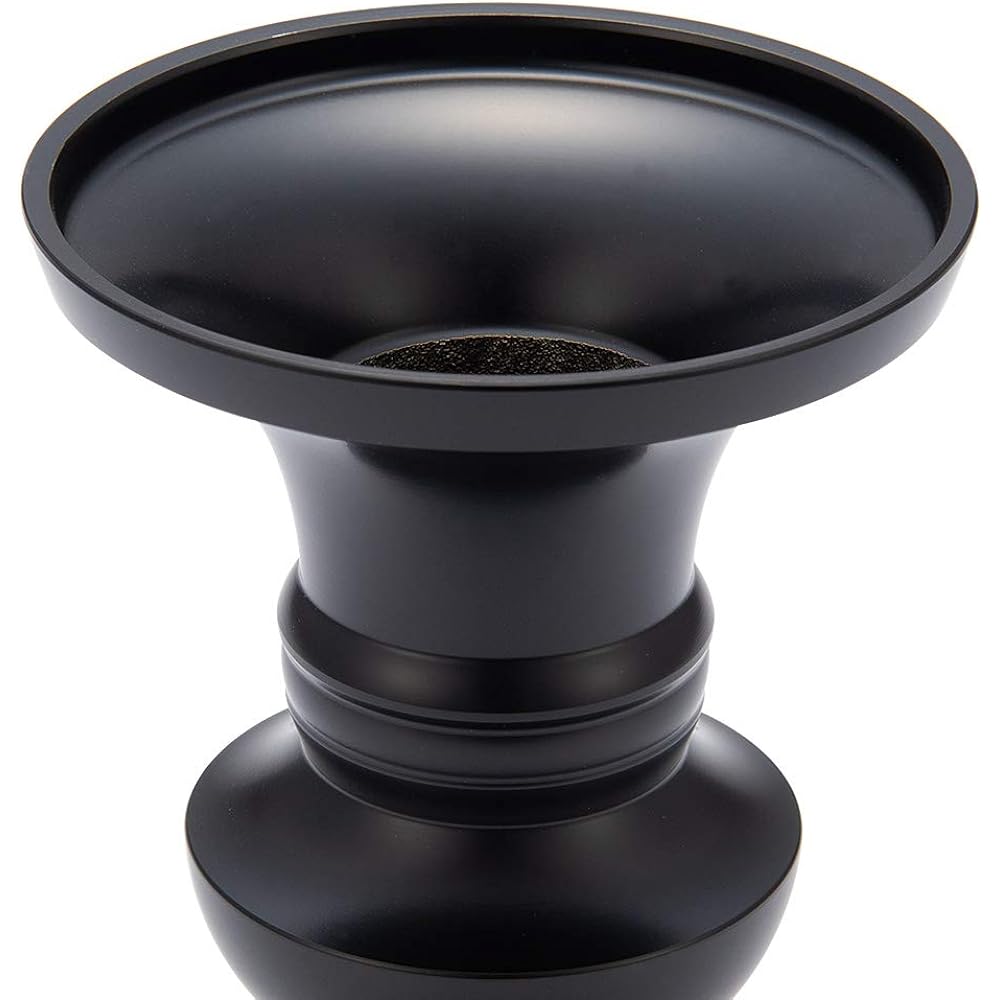 Buddhist altar shop Takita Shoten Buddhist altar fittings Flower stand Black 4.5 dimensions Height 13.9cm x Diameter 10.2cm Flower stand for Buddhist altar, vase, brass, Takaoka copperware Certificate included