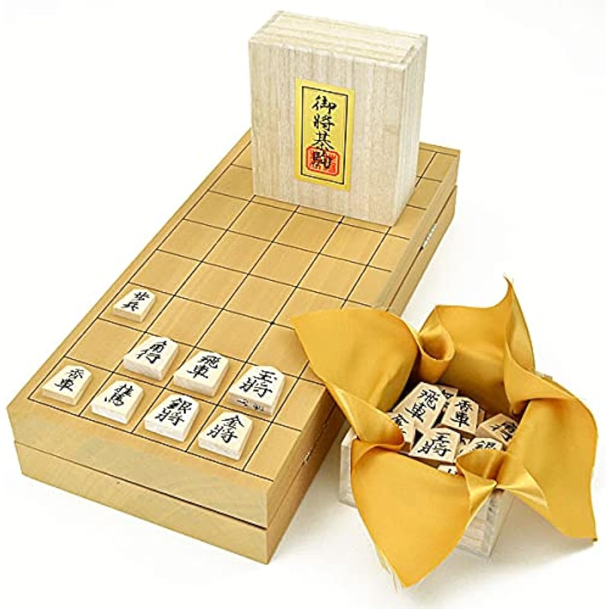 Shogi set, Shin-Katsura 10-go folding shogi board set, wooden shogi pieces, white camellia carving, Shogoya mini camellia oil, extra-thick folding shogi board set