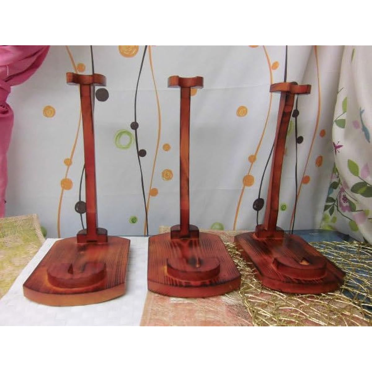 Okinawan sanshin wooden stand and easy tuning tuner set