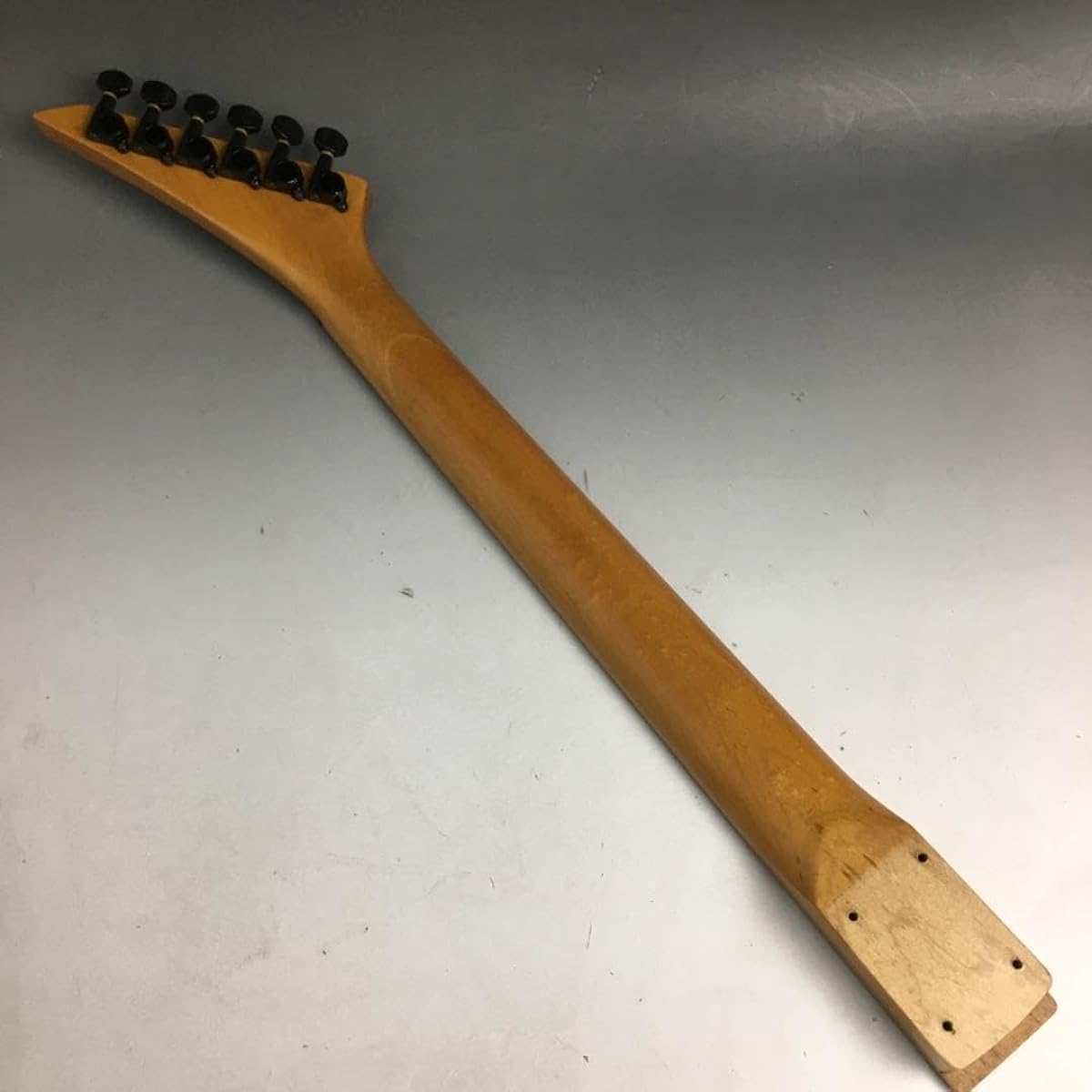 Tokai GOTOH 6-string pegs, general-purpose neck head