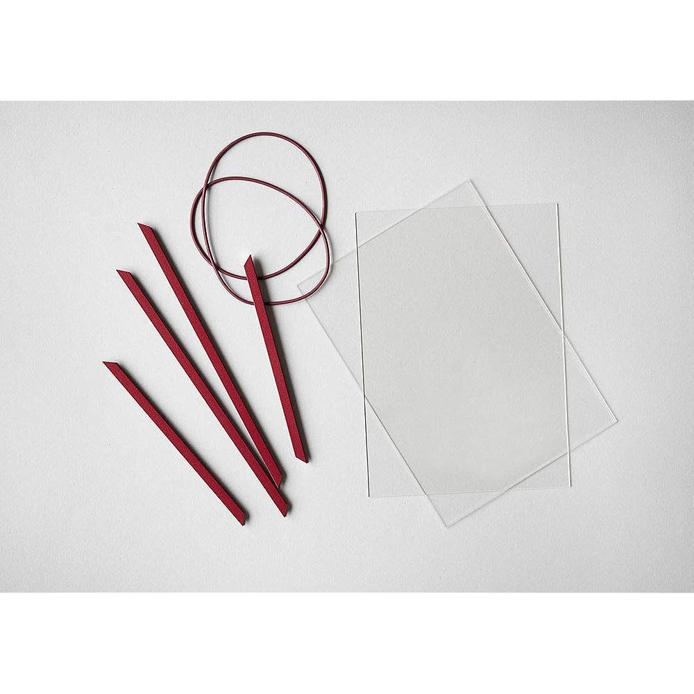 MOEBE | A4 FRAME (deep red) | A4 aluminum frame
