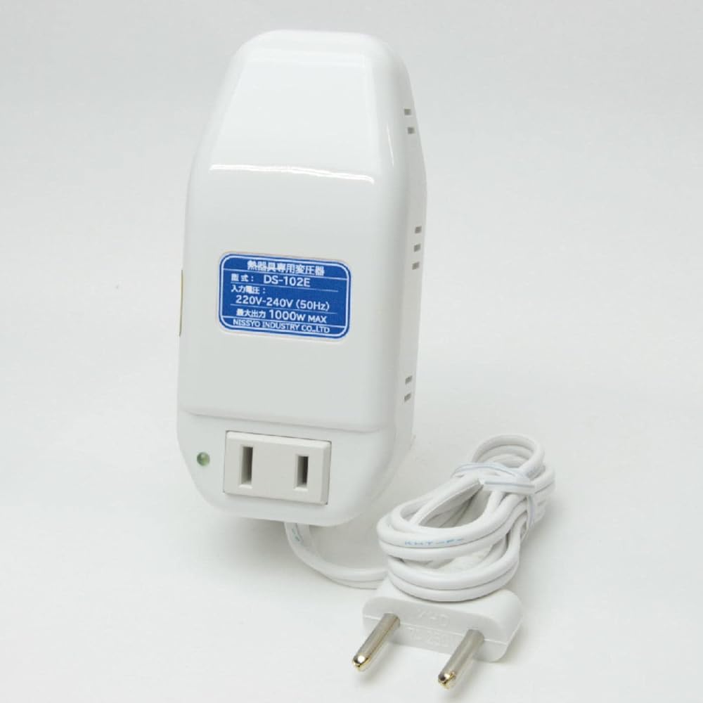 Nissho Kogyo Transformer, For Overseas Travel, For Heating Appliances, AC220V~AC240V(50Hz)→AC100V 1000W DS-102E White