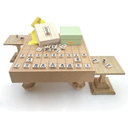 Shogi set Popular set with chess stand Shinkei 2-inch footed chess board and formally typed white camellia pieces (Yamagata Tendo)