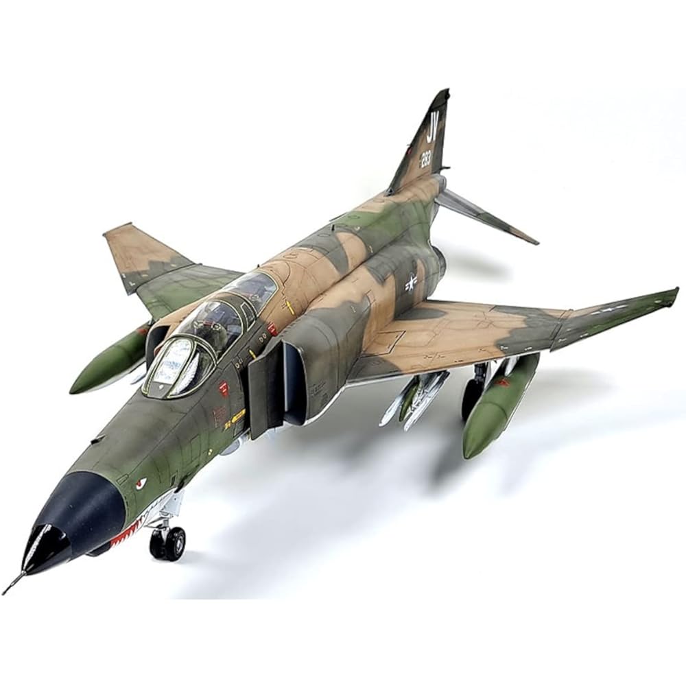 Academy 1/32 US Air Force F-4E Phantom II Vietnam Plastic Model 12133
