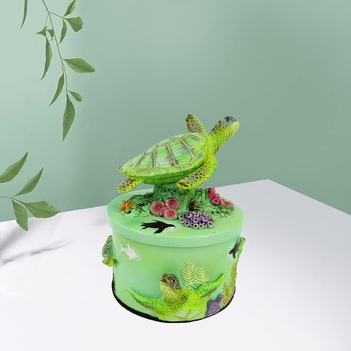 NA SEAKINGDOM YHH Decorative Deep Sea Turtle Treasure Trinket Box. Wild Sea Life Green Seattle Jewelry Box Figurine. Seattle table decoration in resin green. (green)
