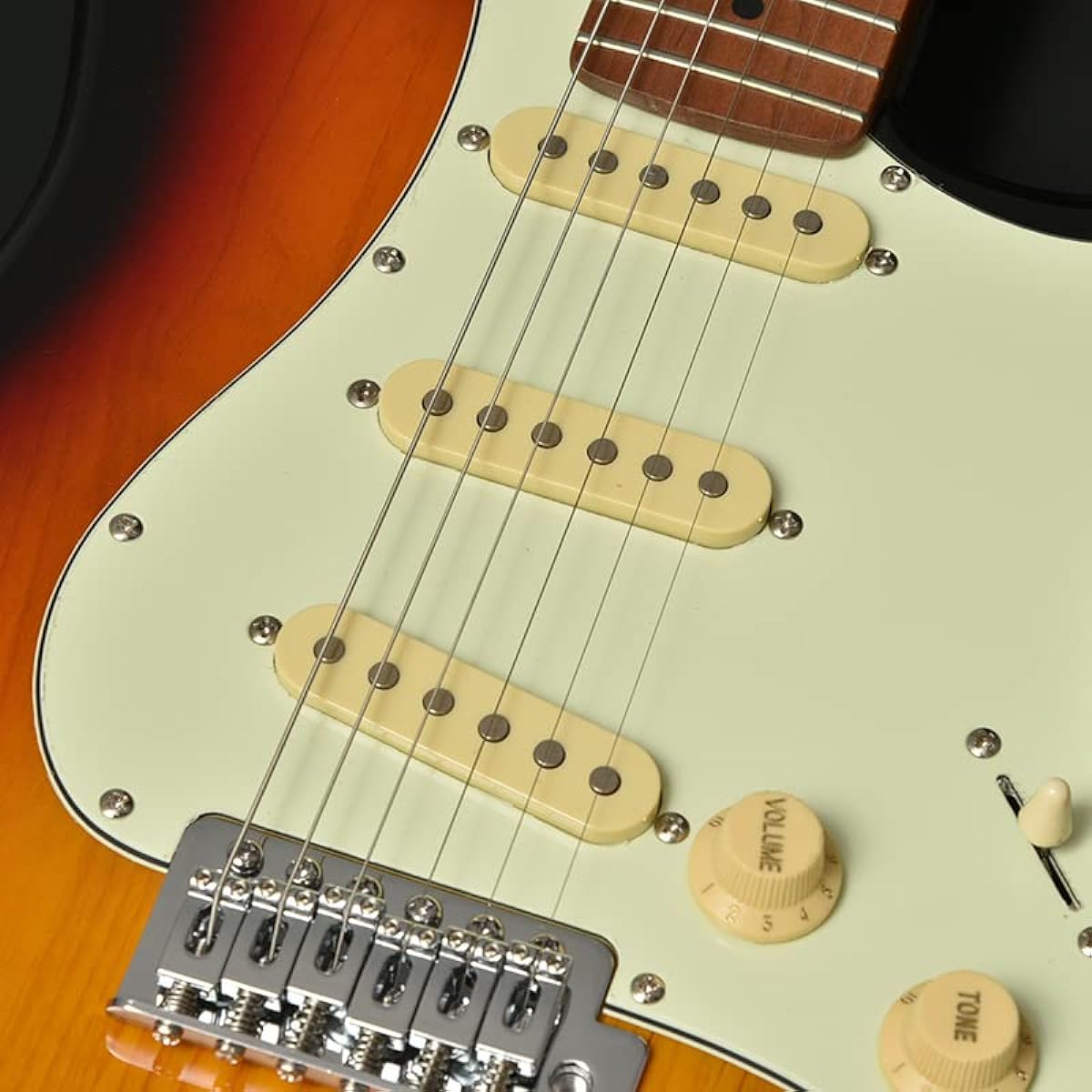 BACCHUS BST-1-RSM/M 3TS electric guitar