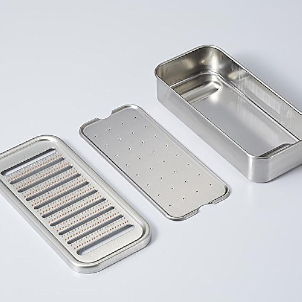 Oya Seisakusho Pure Copper Box Type Grater, Daikon Grater, Small, Compact Type | Grater, Grater, Grater, Daikon Grater, Professional Use, Commercial Use, Craftsmen, Handwork, Lifetime Popular, Gift, Fluffy, Easy