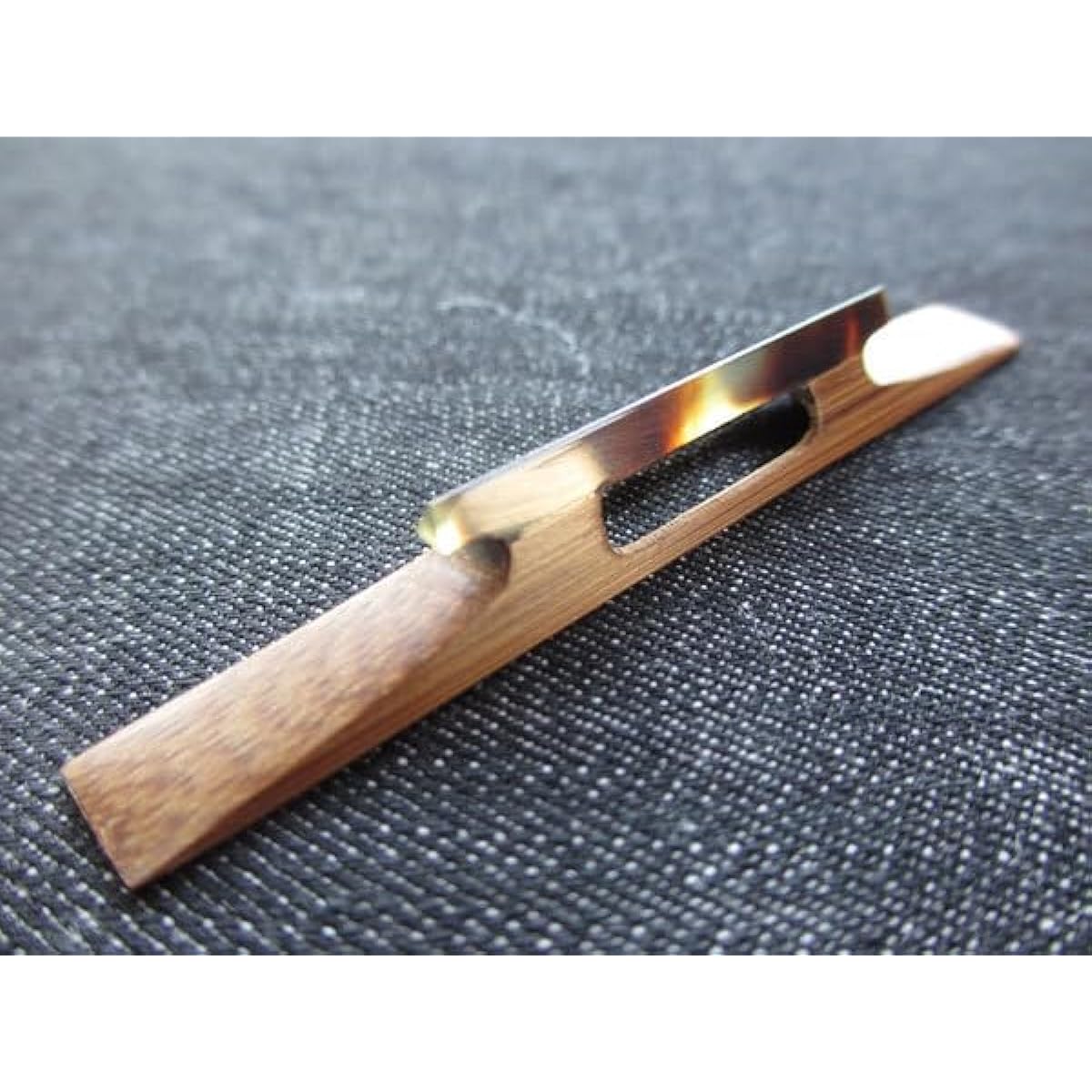 Shamisen piece, bamboo piece, 2 bu 7 rin, half-shell bamboo piece, half-tortoiseshell piece, box included, professional grade, for Tsugaru shamisen