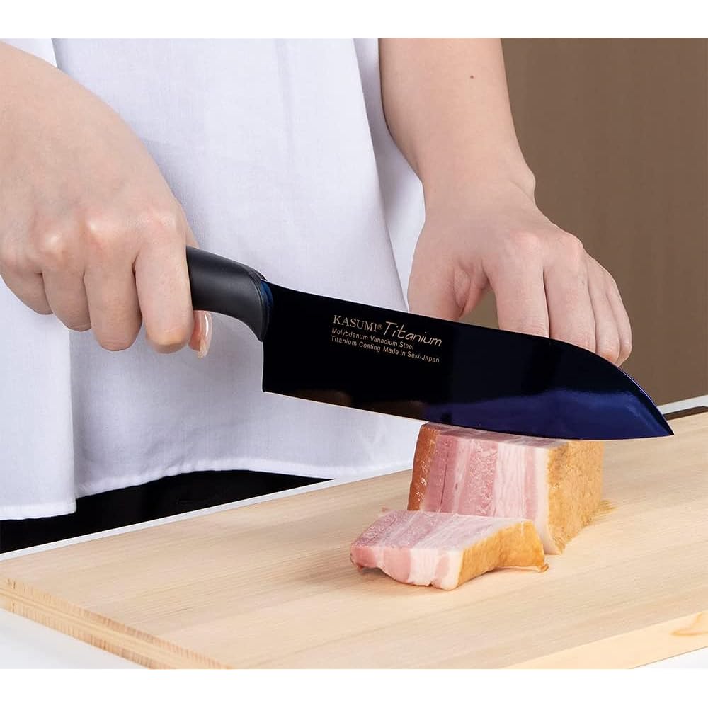 SUMIKAMA Kasumi Knife Titanium Coating Santoku Knife Made in Japan 18cm All Purpose Knife Rust Resistant Sharpness Color Midnight Blue Made in Seki City KASUMI 22018/VI