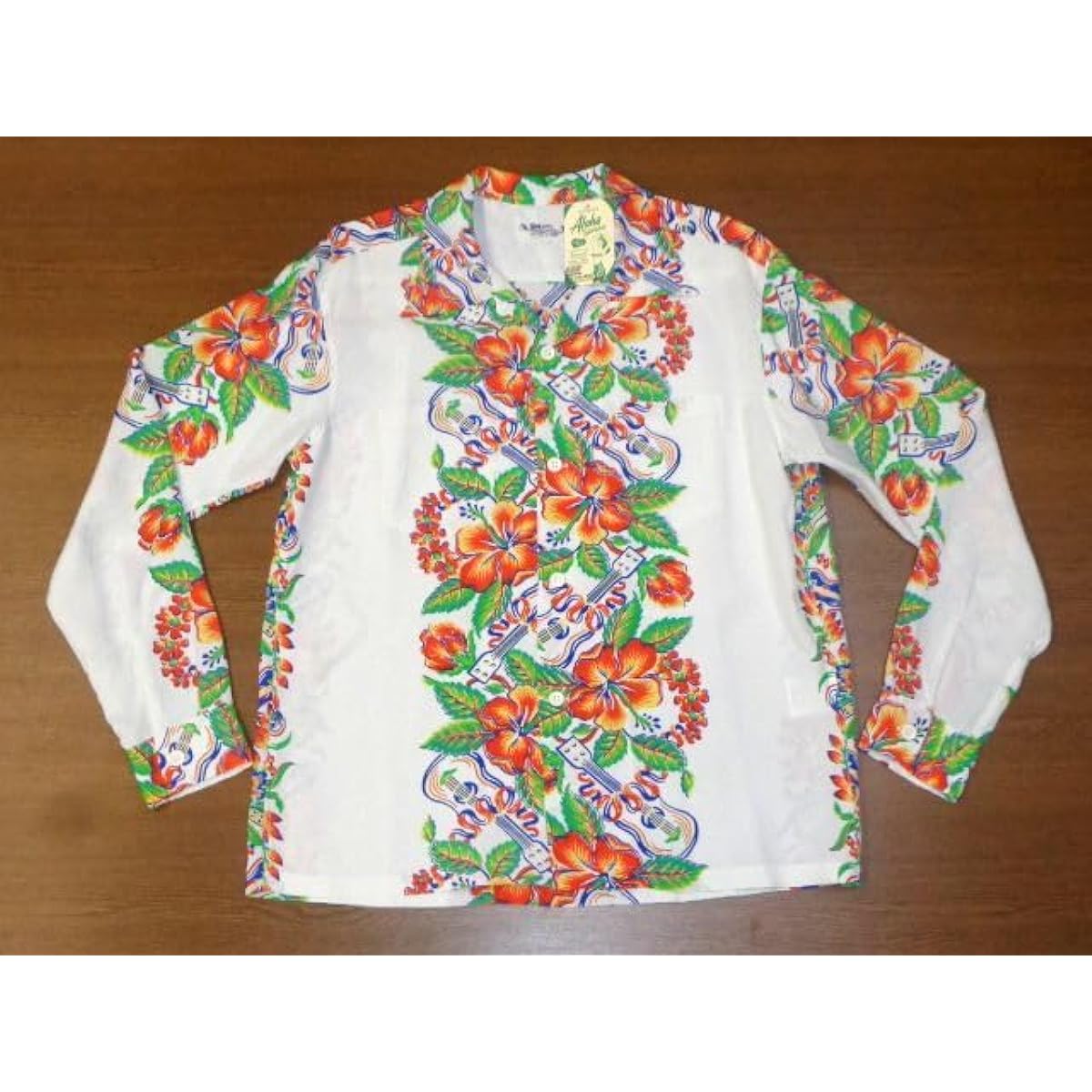 Sun Surf Long Sleeve Aloha Shirt Ukulele Hibiscus Lei White M Size SUN SURF SS29202 BLESSING GIFT FROM HAWAII Toyo Enterprises