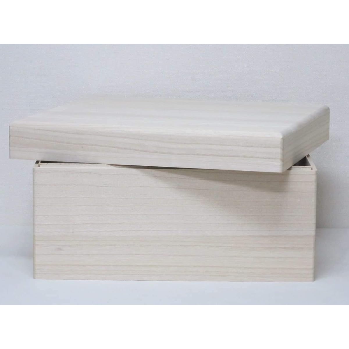 Paulownia box for prince and princess Hina dolls, Hina dolls, prince and princess decorations, storage, Hina dolls (Sango (Kyoto 11th))