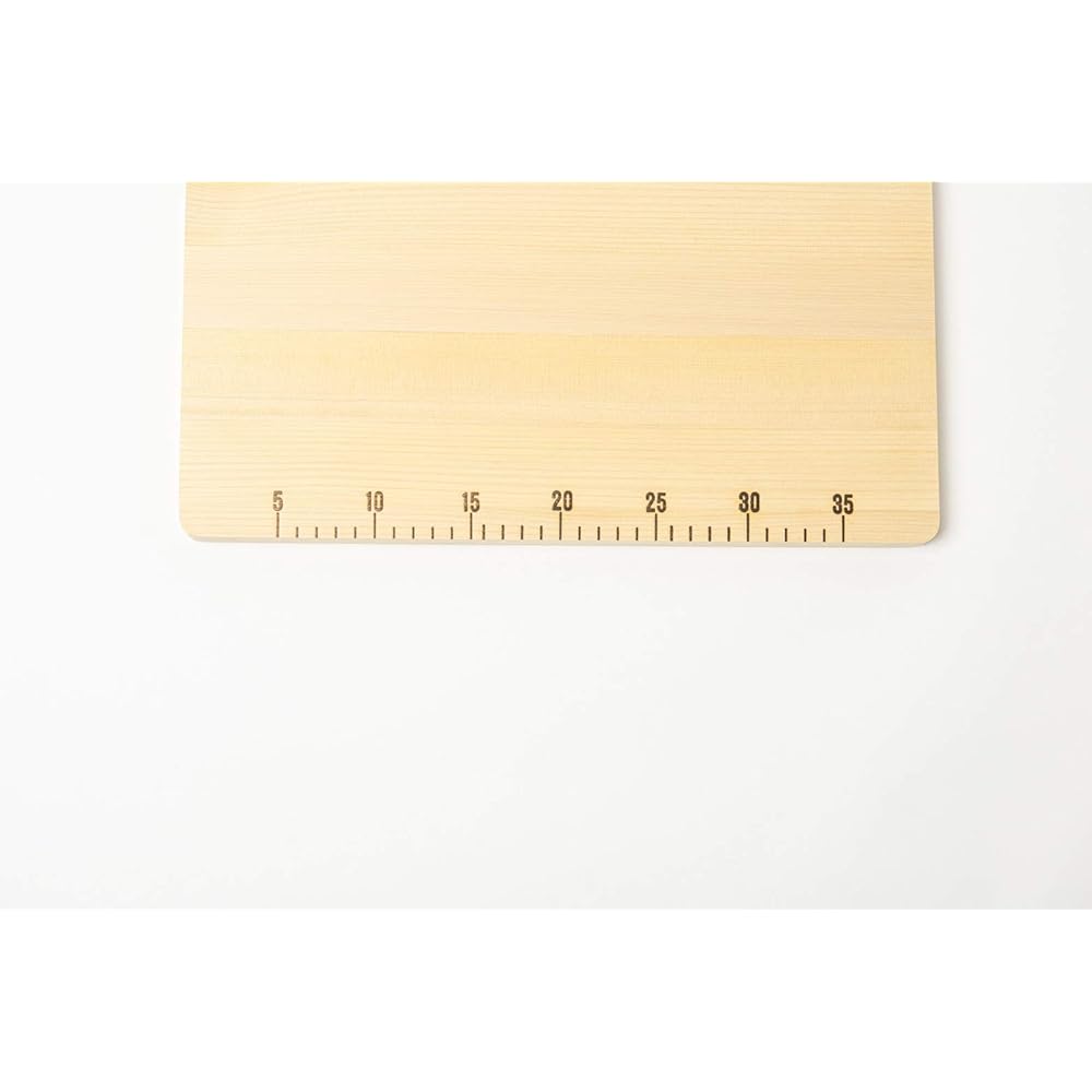 Aomori Hiba cutting board with scale