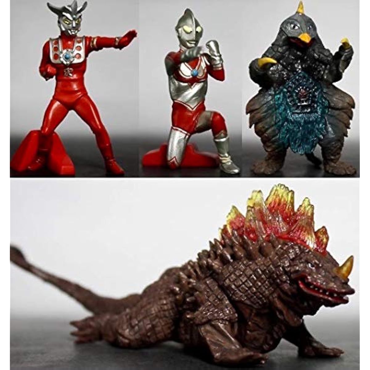 Gashapon DG Ultraman 4 4 types