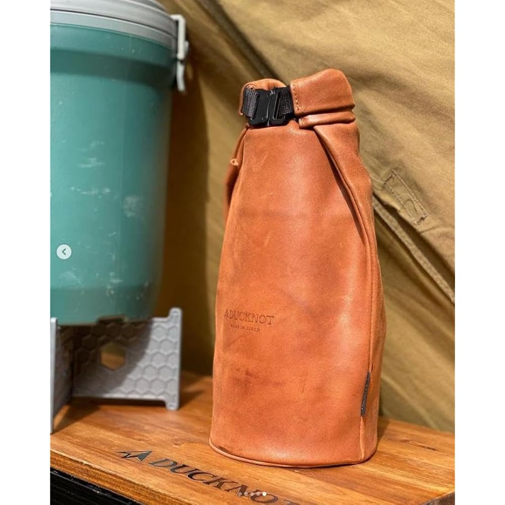 DUCKNOT Leather Buckle Case 25 Lantern Case Genuine Leather Lantern Storage Case Oil Lantern Kerosene Lantern Hurricane Lantern Made in Japan