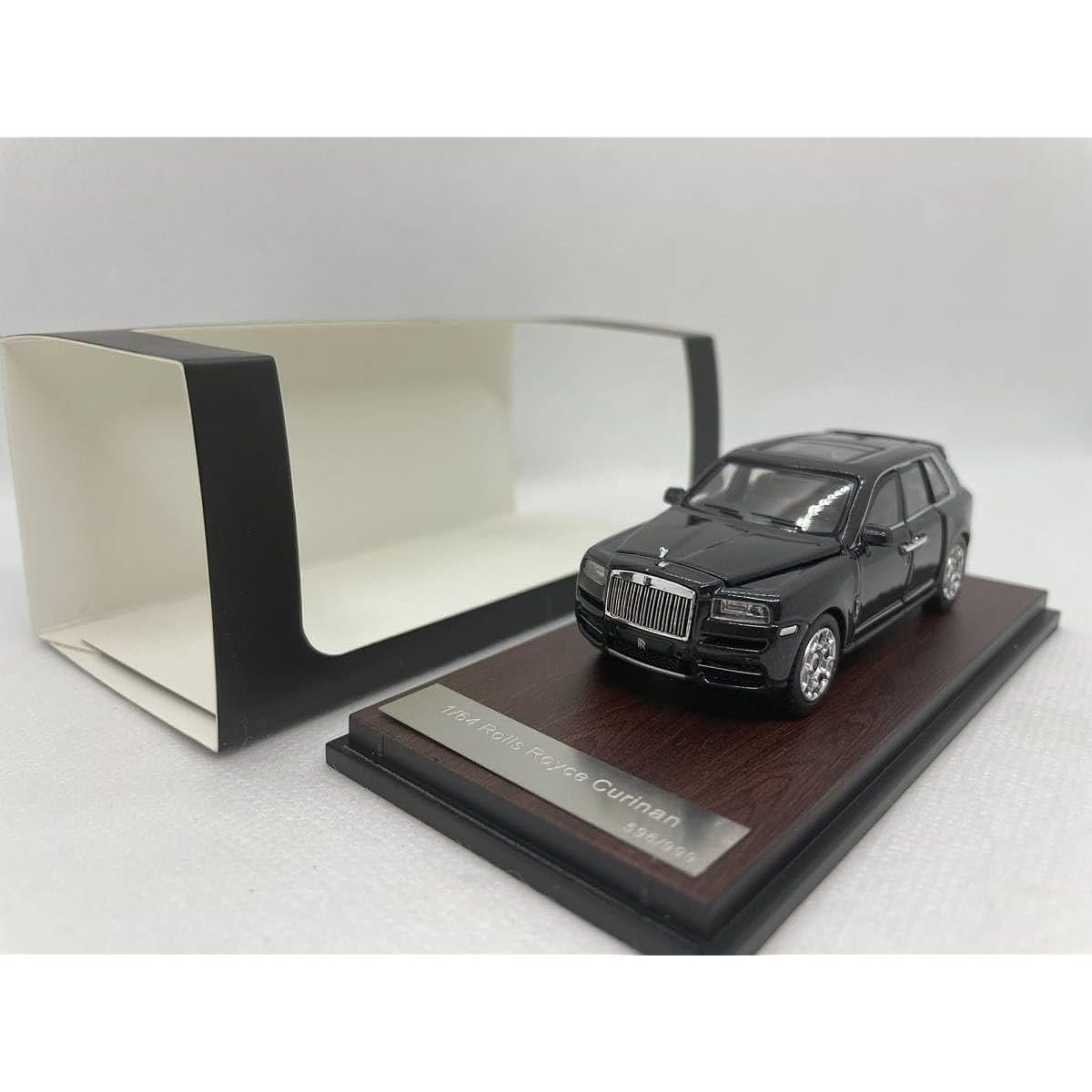 RR 1/64 Rolls-Royce Cullinan J04-R-475