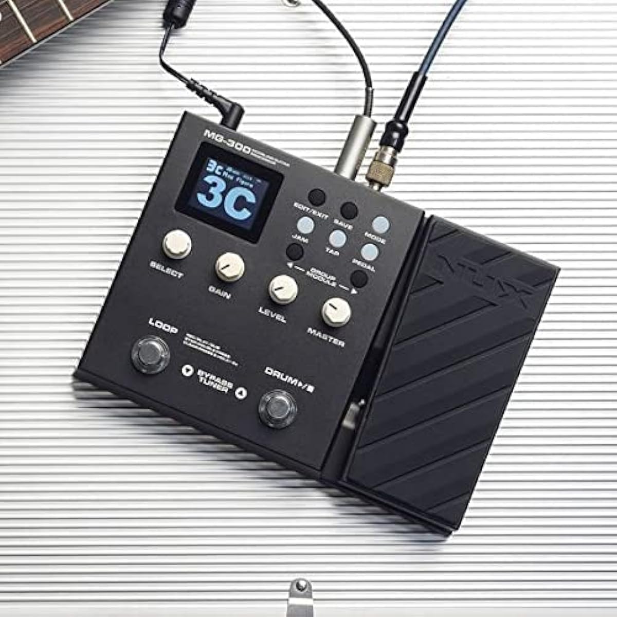 NUX MG-300 + Headphones KHP + Shield 5m + Cross Modeling Guitar Processor Multi Effector with Pedal