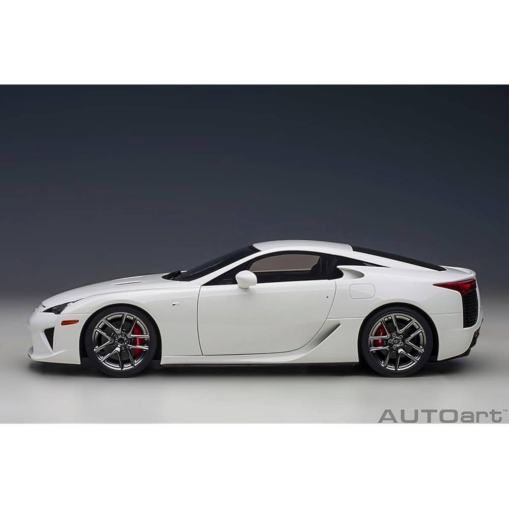 AUTOart 1/18 Lexus LFA (Whitest White) Completed Product