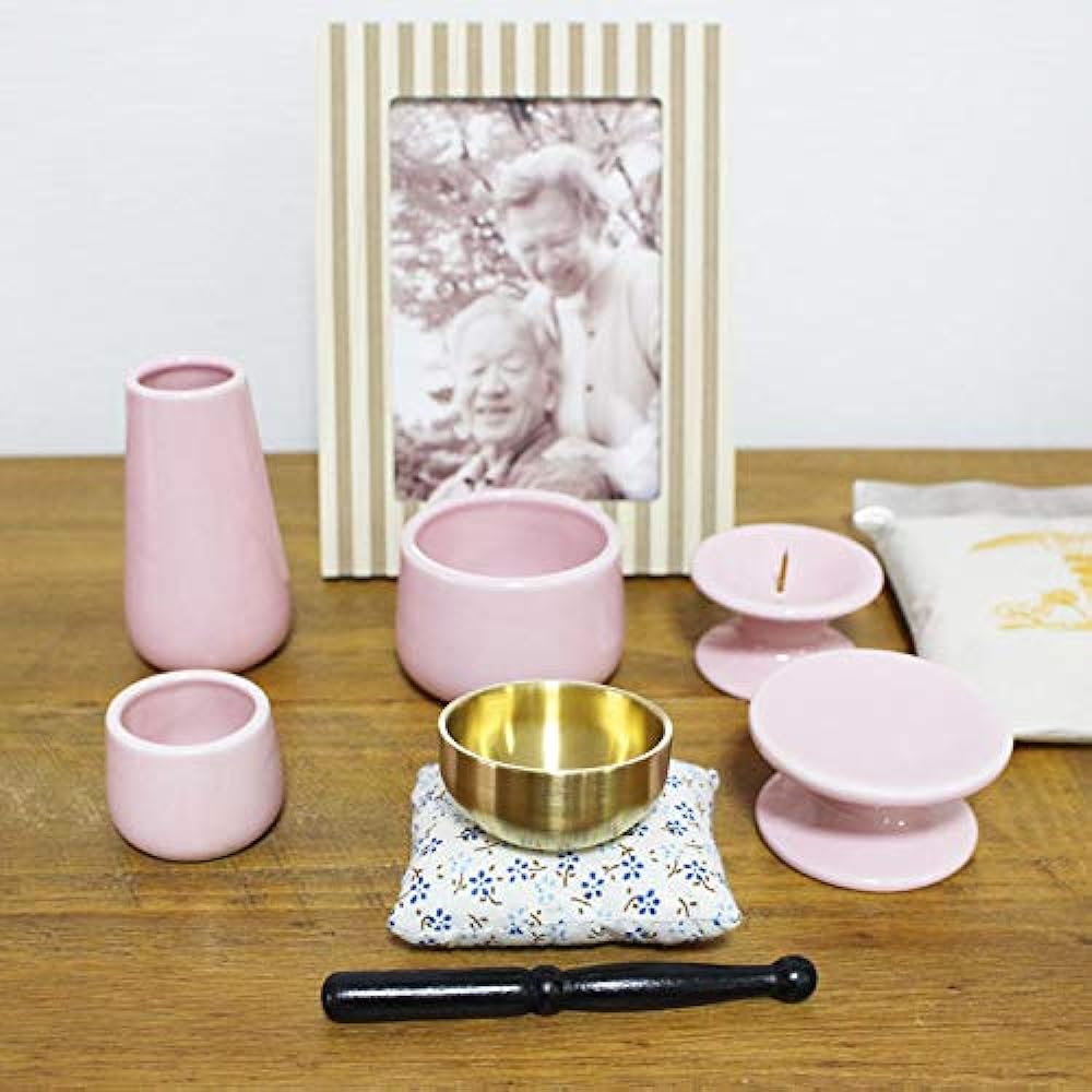 Mini Buddhist utensils 7-piece set, Korin, incense burner, incense burner ash, candle holder, vase, teacup, offering stand, pink
