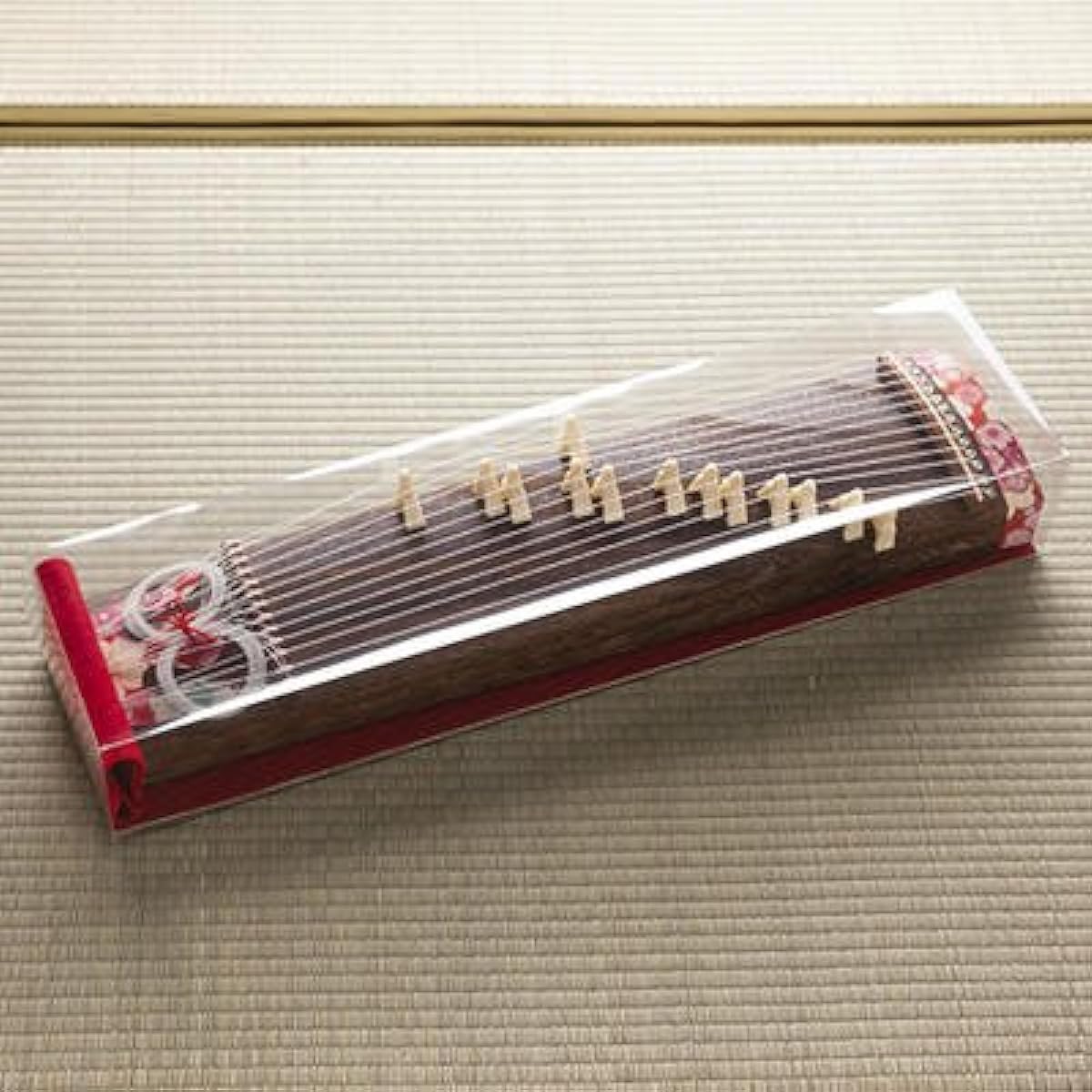 Koto Koto Ornamental mini koto “Kotaro-kun” An ornamental mini koto made with great care by one of the few existing koto workshops in Japan.