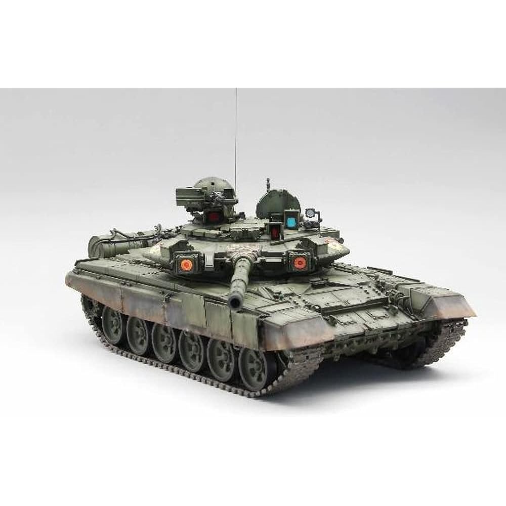 Amusing Hobby Amusing Hobby 1/35 Russian Army T-90A Full Interior Plastic Model AMH35A050
