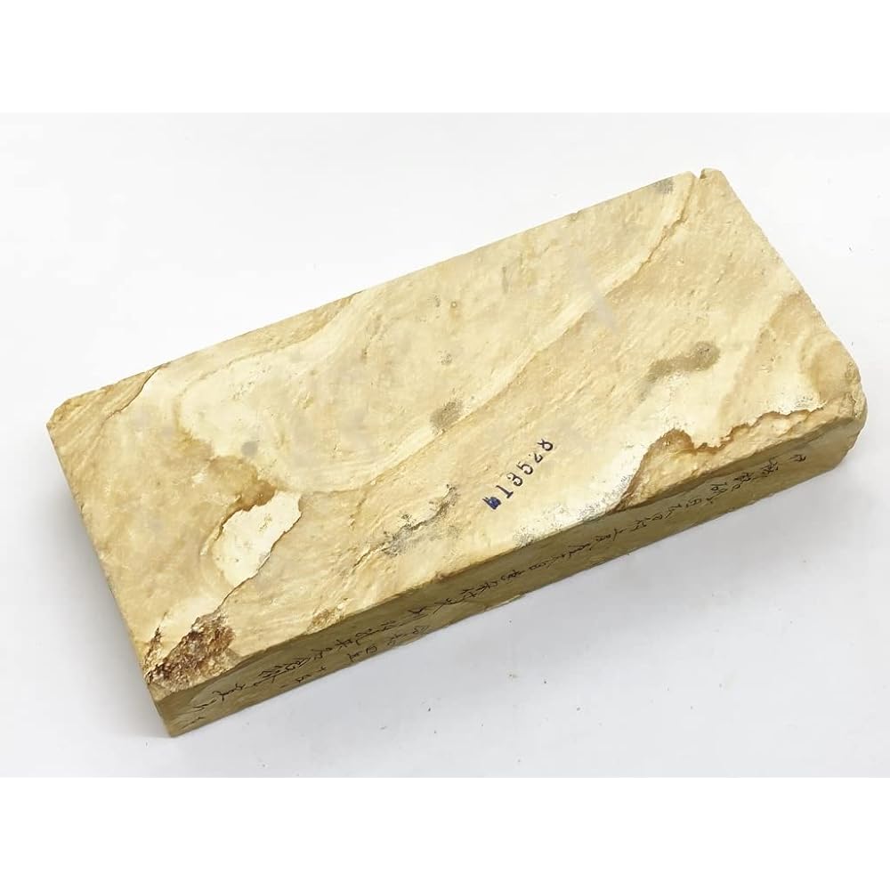 Natural whetstone Iyo name whetstone formerly produced in Kamio, Hirota village, large size porous with wood grain toothing, please use Nakura #28 /1,709g