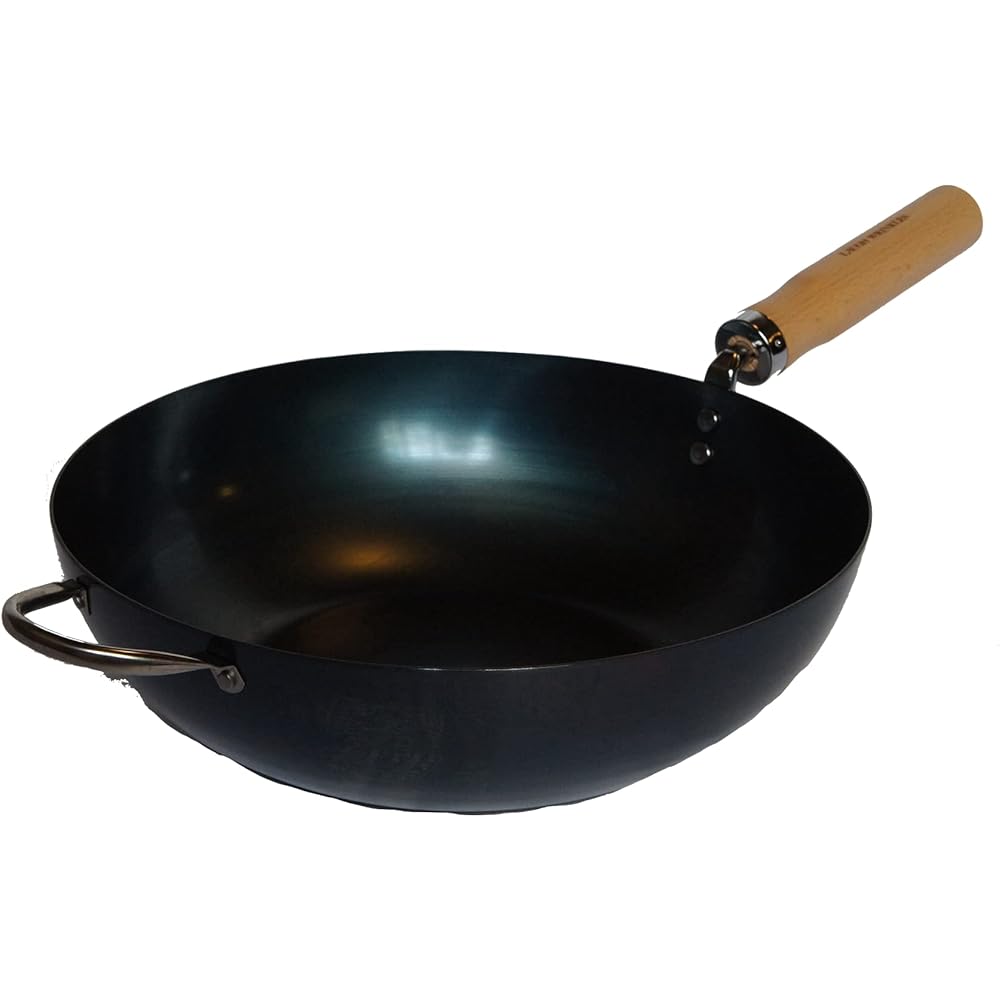 Iron frying pan that grows the more you use it, wok, 28cm, with ring hook, plain wood handle, made in Japan, IH compatible, lightweight, no seasoning required, outdoor, camping