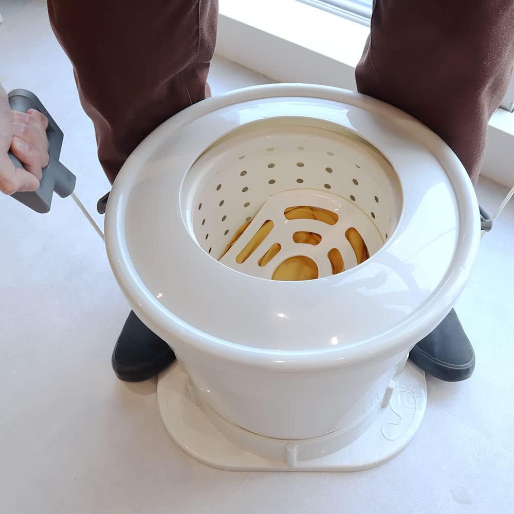 Sanko Hand-Turn Powerful Dehydrator "Mizukiri Spinner" Maximum Dehydration Capacity 5.9L White Width 390 x Height 380 x Depth 330 (mm) [Parallel Import]