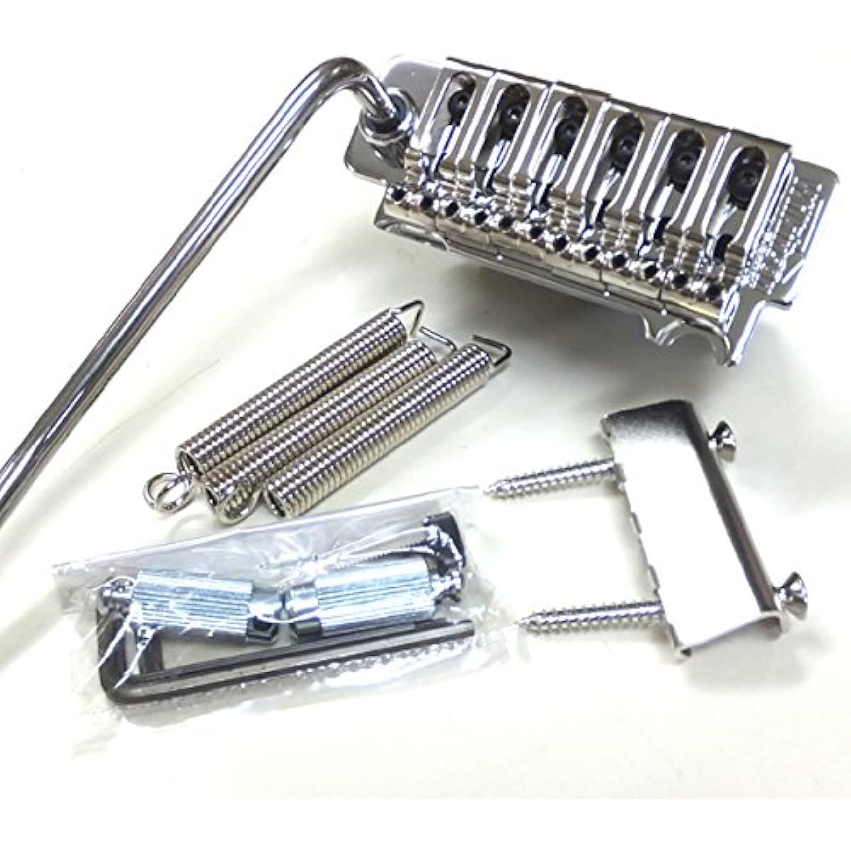 Wilkinson VG300 (Chrome) Chrome Wilkinson Tremolo System [Includes Ebi original pick]