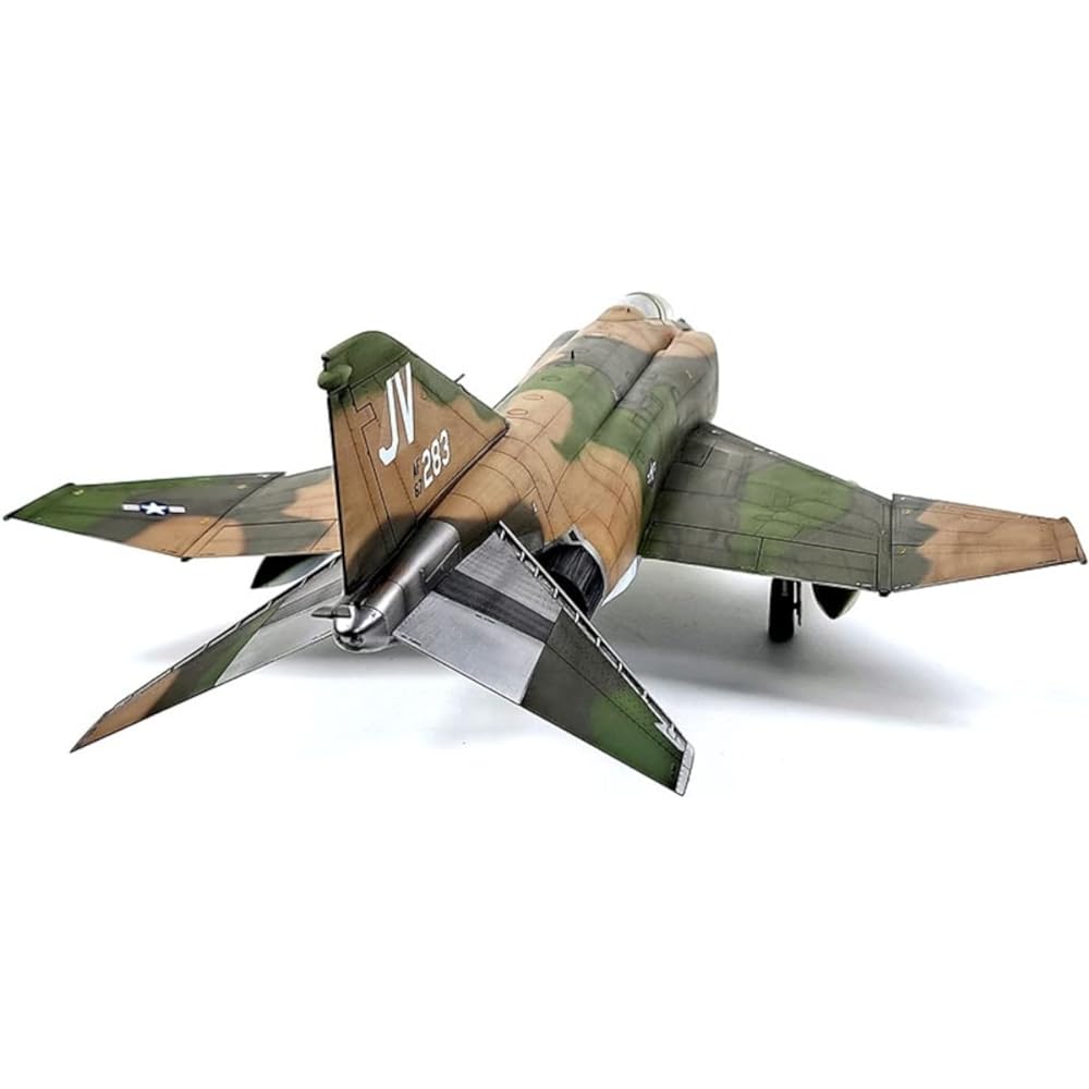 Academy 1/32 US Air Force F-4E Phantom II Vietnam Plastic Model 12133