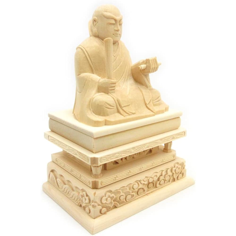 Kurita Specialty Buddha Statue [High Priest] Nichiren Saint Seated Statue 2.5 inches (total height 16 cm, width 12 cm, stand depth 8 cm) High quality wood carving made of cypress wood, square stand 15121